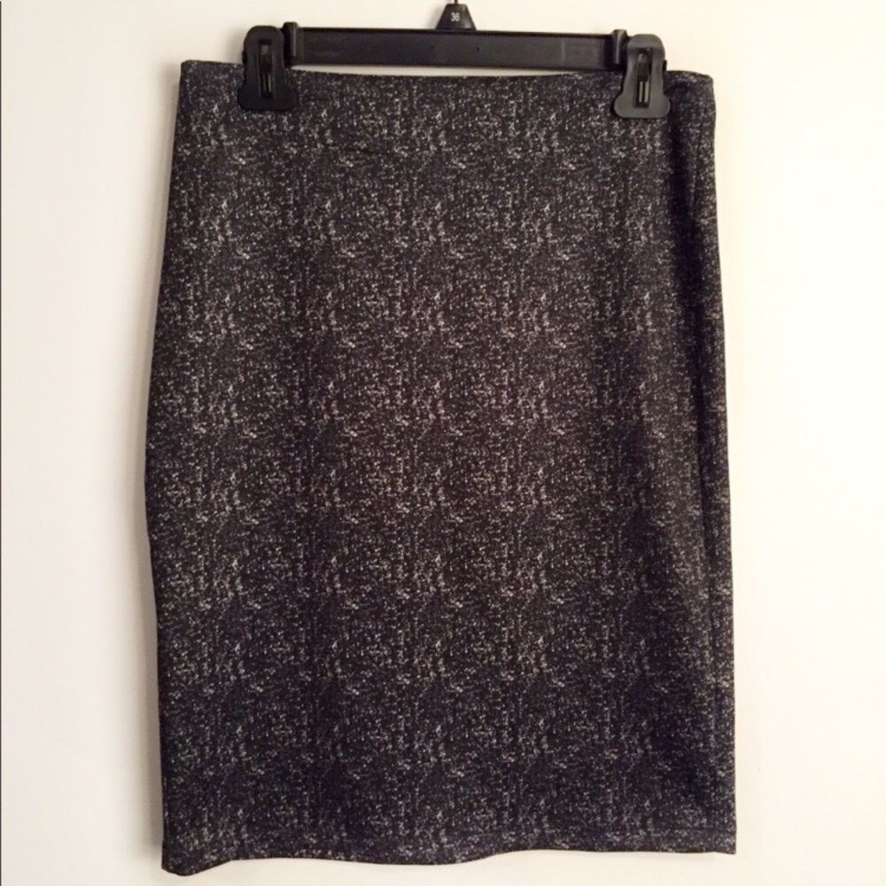 Pencil skirt with speckled pattern S